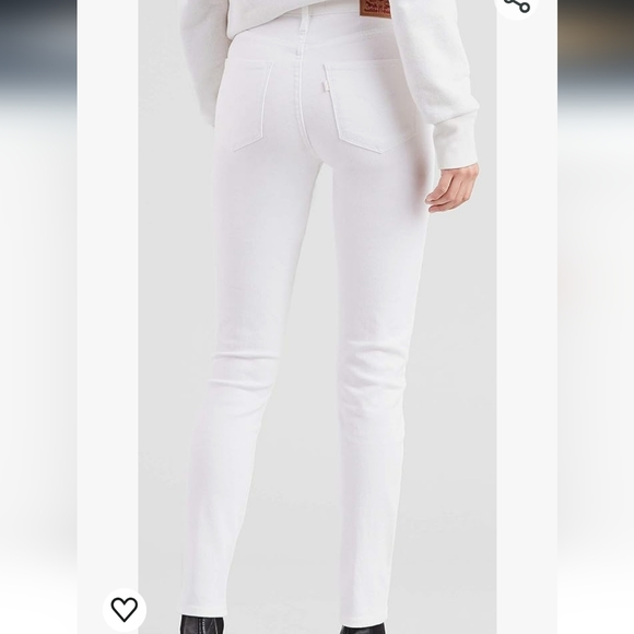 Levi's Curve Jeans - Picture 3 of 9